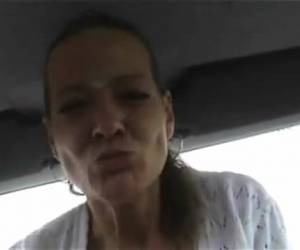 niemiecka dziwka fucks jej cipki whiteh dźwignię w samochodzie
