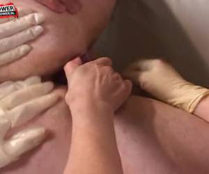 cztery kobiety bisex jest mastubate odbytu mężczyzny